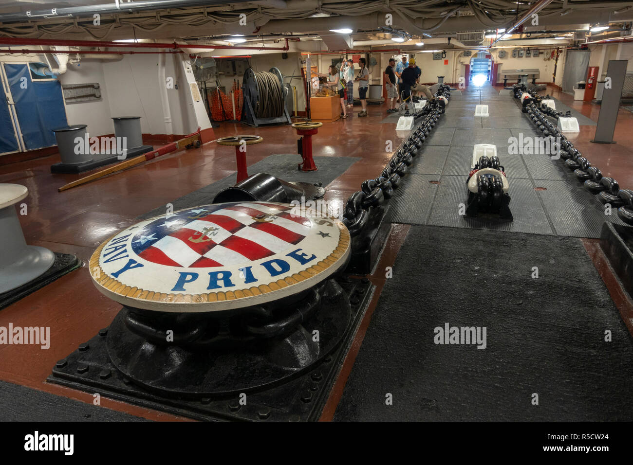 Fo'c's le oder focsle (Anchor chain Zimmer), USS Midway Museum, San Diego, California, United States. Stockfoto