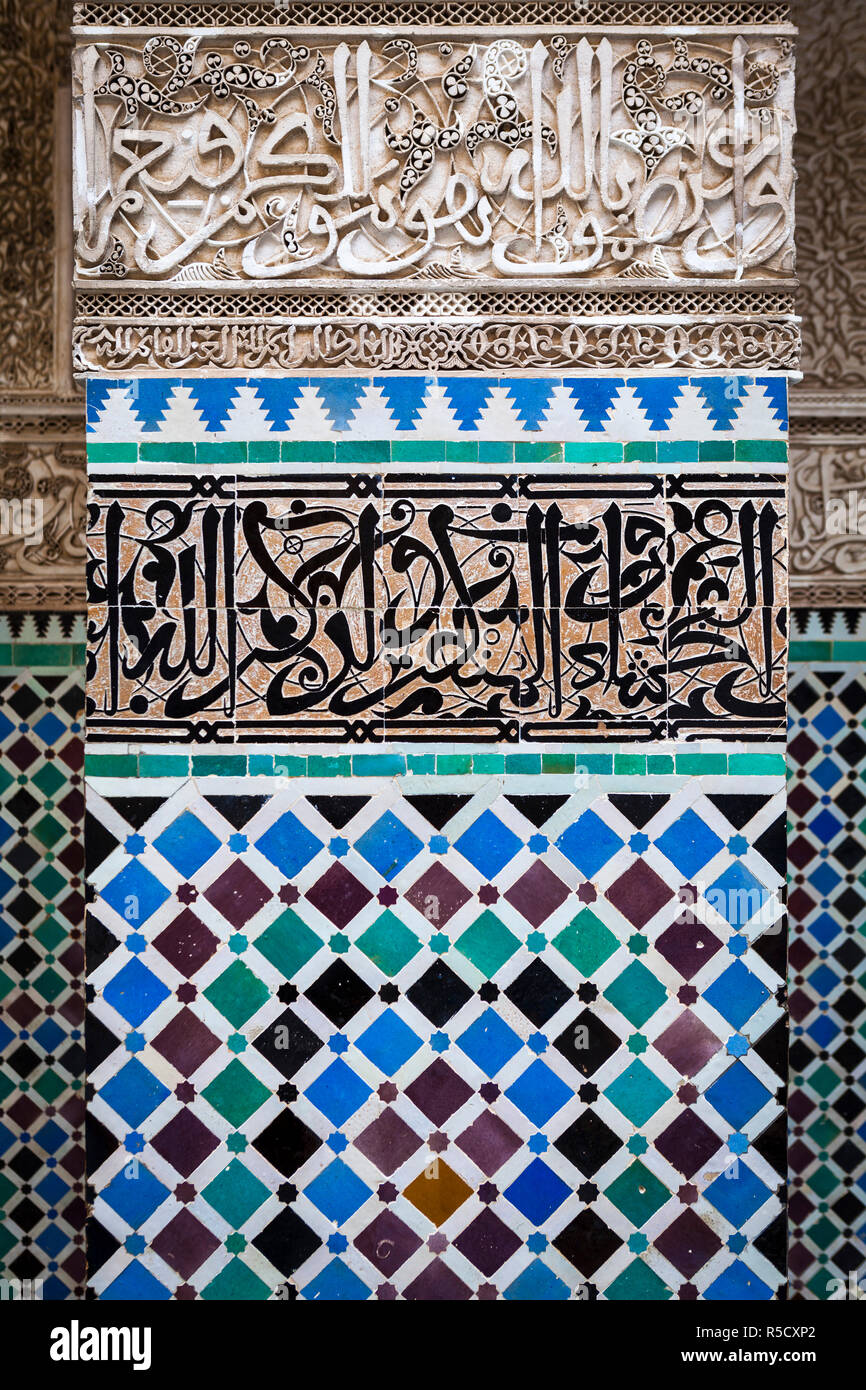 Die wunderschön verzierten Innenraum Madersa Bou Inania, Fes, Marokko Stockfoto