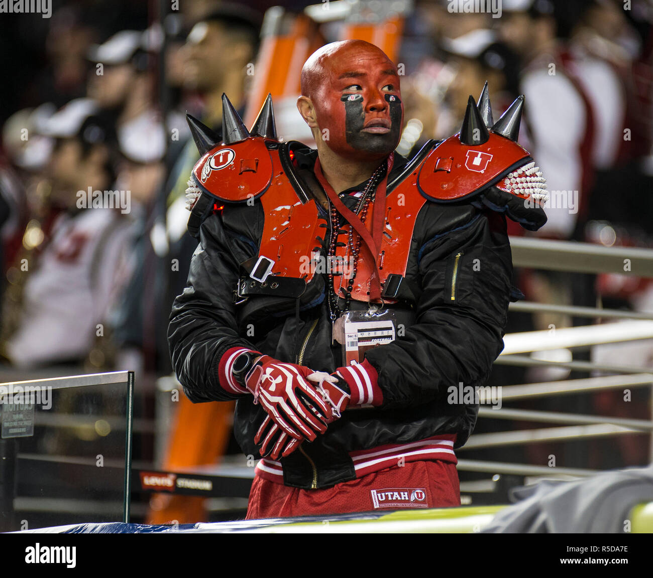 30.November 2018 Santa Clara, CA USA Utah Ventilator während der NCAA Pac 12 Fußball-Spiel zwischen Washington Schlittenhunde und die Utah Utes 3-10 bei Levi Stadion Santa Clara, Calif. Thurman James/CSM verloren Stockfoto