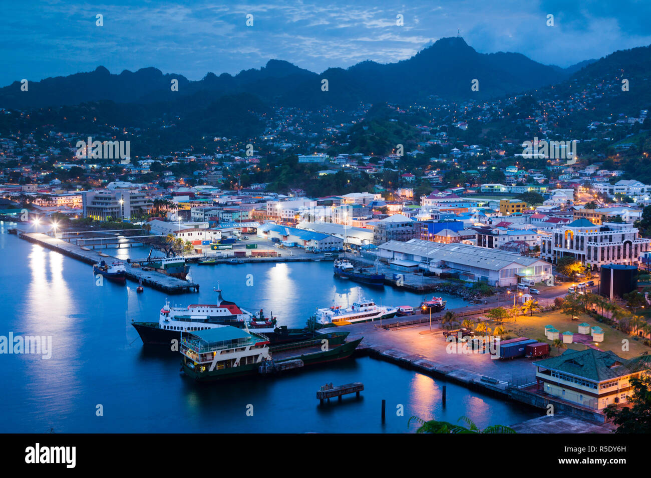 St. Vincent und die Grenadinen, Kingstown, St. Vincent erhöhten Blick auf die Stadt Stockfoto