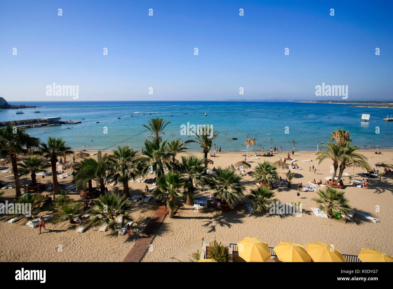 Syrien, Nordküste, Lattakia, Shaati al Azraq Beach Resort (Syriens führende Urlaubsort an der Küste) Stockfoto