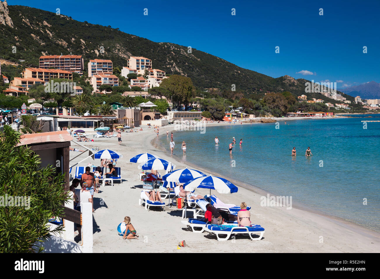 Frankreich, Korsika, Departement Corse-du-Sud, Korsika Westküste Region Ajaccio-Bereich, Scudo, Stadtstrand Stockfoto