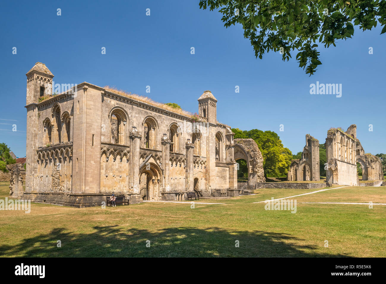 Die antiken Überreste der Marienkapelle in Glastonbury Abbey in Somerset, England. Stockfoto