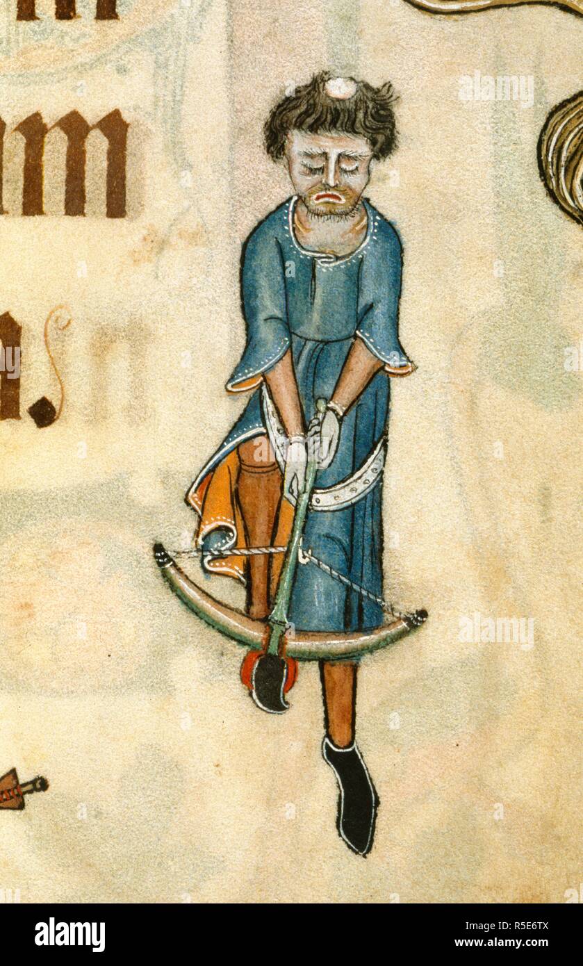 Ein Kreuz - Bogenschütze lädt seine Schraube, sein rechtes Bein zu gespannten Bogen angehoben. Luttrell Psalter. England [East Anglia]; ca. 1325-1335. Quelle: Hinzufügen. 42130, f 56. Sprache: Latein. Stockfoto