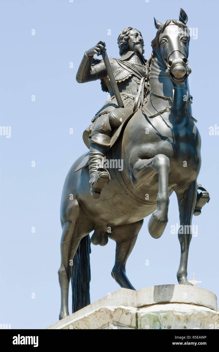 Reiterstandbild von König Karl 1. Auf dem Trafalgar Square, London, Großbritannien. Von französischen Bildhauers Hubert Le Sueur im Jahre 1633 erstellt. Stockfoto