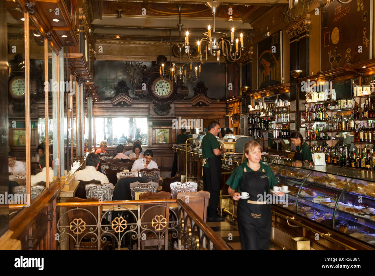 Café Brasileira, Bairro Alto, Lissabon, Portugal Stockfoto