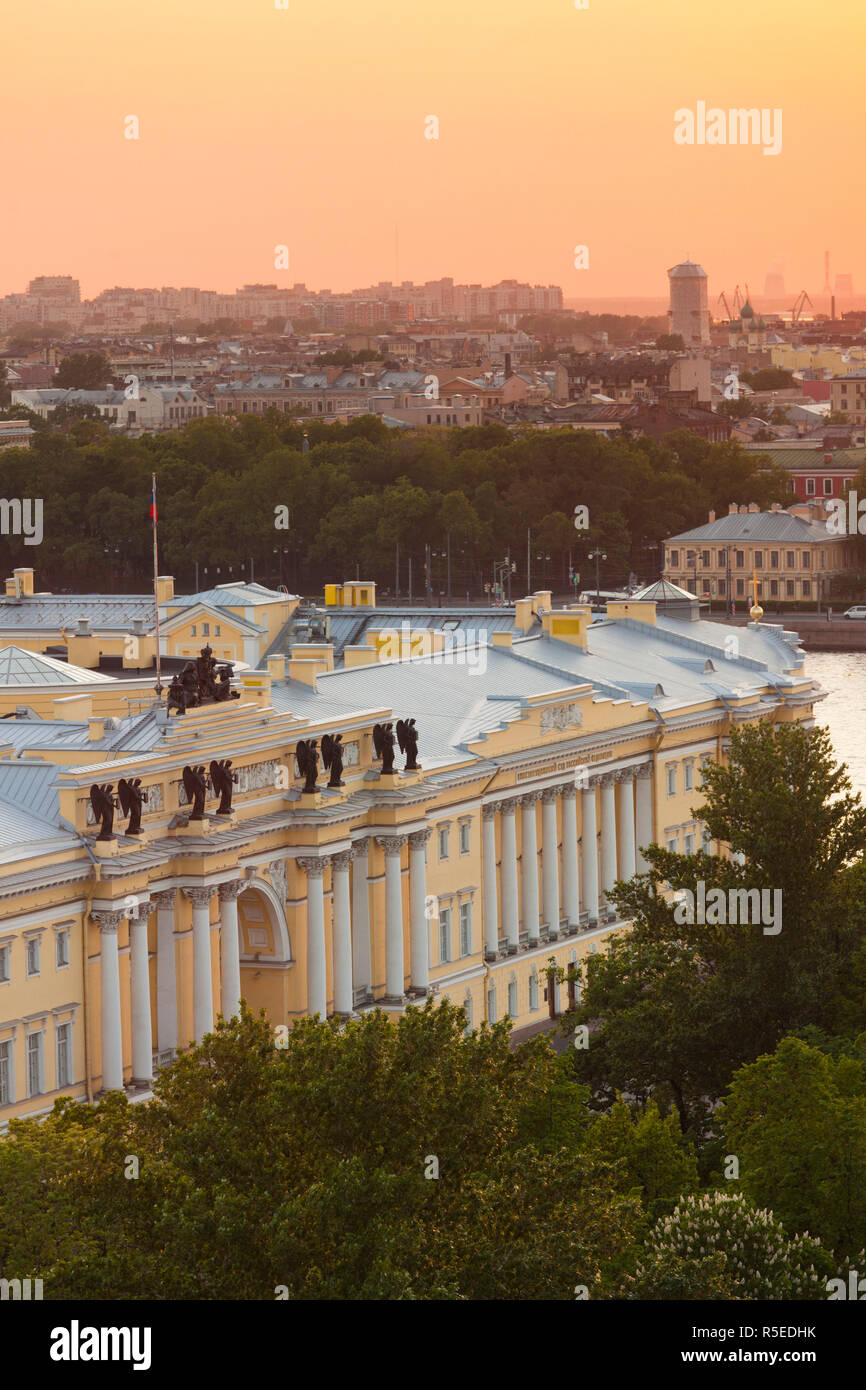 Russland, St. Petersburg, die jelzin Bibliothek von der St. Isaak Kathedrale Stockfoto
