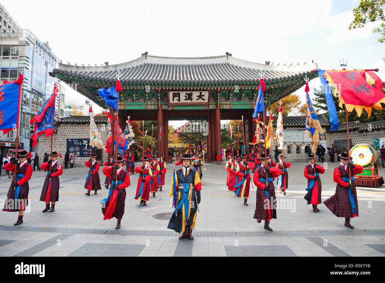 Südkorea, Seoul, Deoksugung Palast, den Wachwechsel Zeremonie Stockfoto