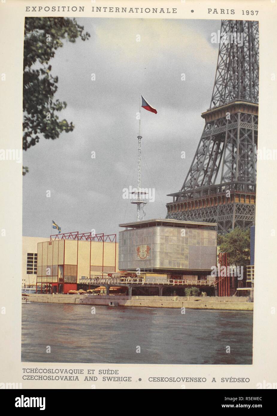Tchecoslovaquie Et Wildleder Und Czechoslakia Swerige Eine Cesskoslovensko Svedsko Der Pavillion Fur Die Tschechoslowakei Exposition Internationale Des Arts Et Des Techniken Appliqueis Ai La Vie Moderne Paris 1937 Album Officiel Paris