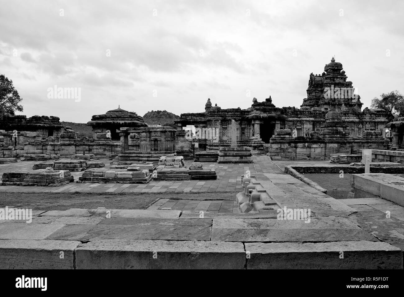 Geschnitzte Tempel, Pattadakal Tempelkomplex, UNESCO eingeschrieben Weltkulturerbe mit 6. Und 7. Jahrhundert Hindu-und Jain Tempel, Karnataka, Indien Stockfoto