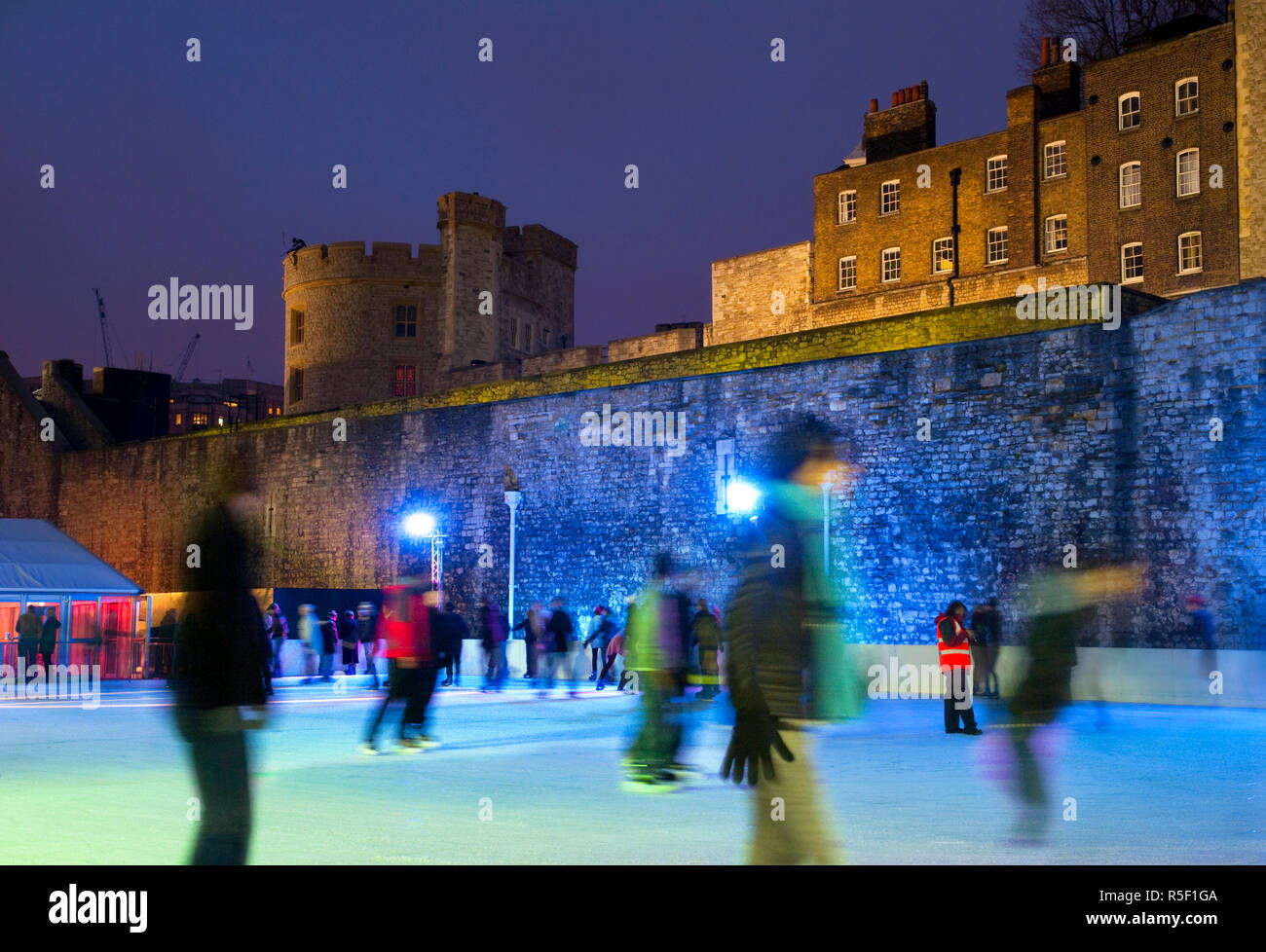 Großbritannien, England, London Tower, Winter icerink Stockfoto