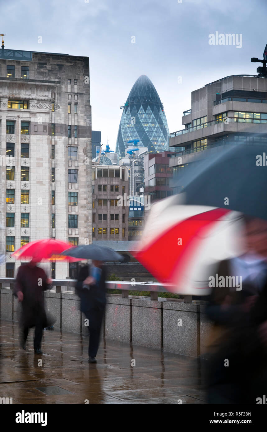 Großbritannien, England, London, London Bridge, Pendler Stockfoto