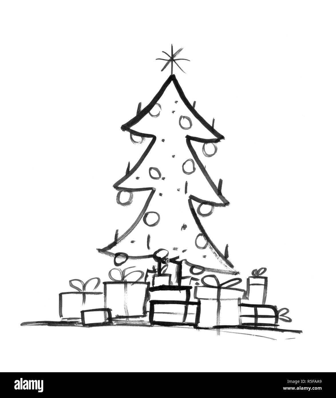 Schwarze Tinte Hand Zeichnung der geschmückten Weihnachtsbaum und Geschenkboxen rund um Stockfoto