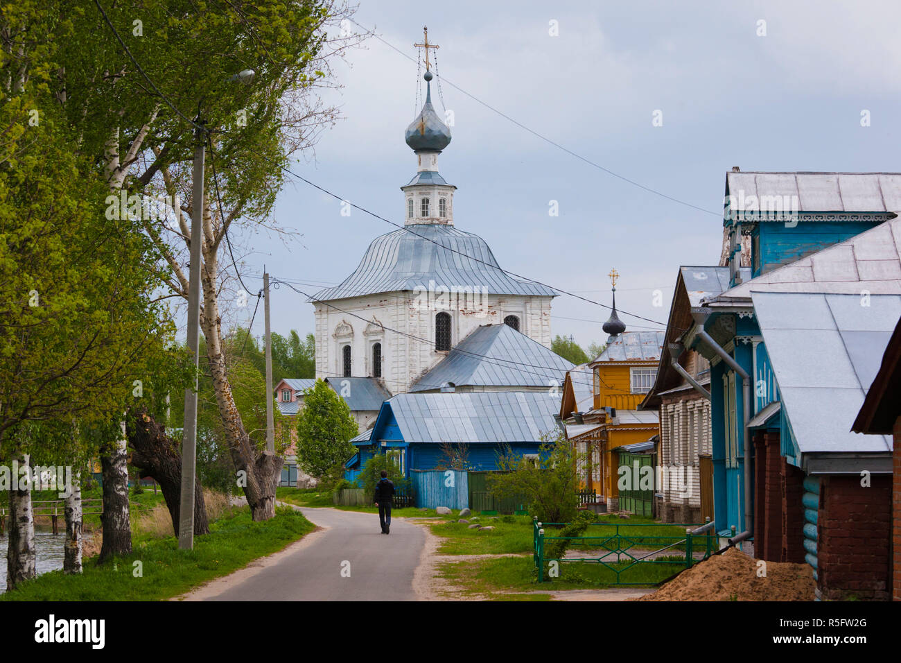 Russland, Wladimir Oblast, Goldener Ring, Suzdal, alte hölzerne Gebäude Stockfoto