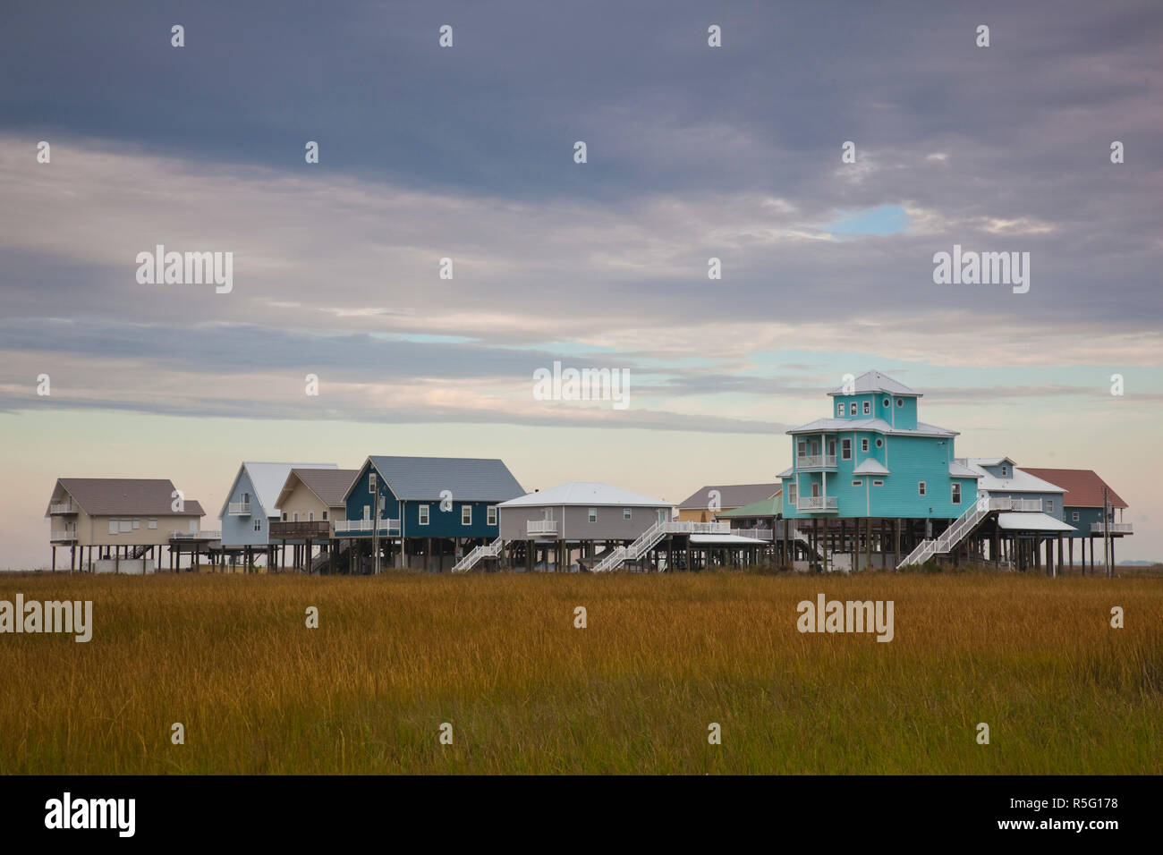 USA, Louisiana, Cocodrie, Bayou Häuser Stockfoto