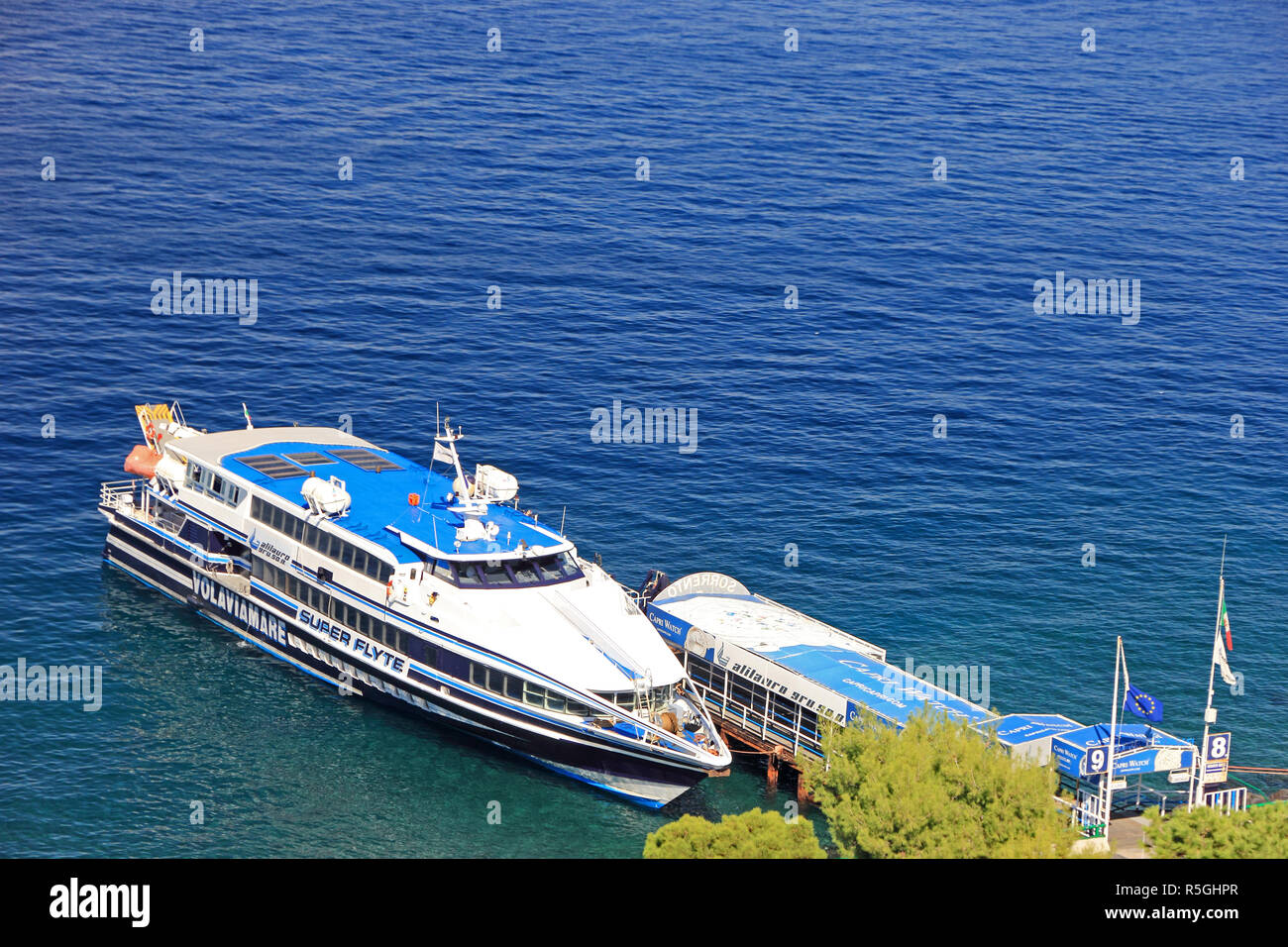 Sorrento ferry Fotos und Bildmaterial in hoher Auflösung Alamy