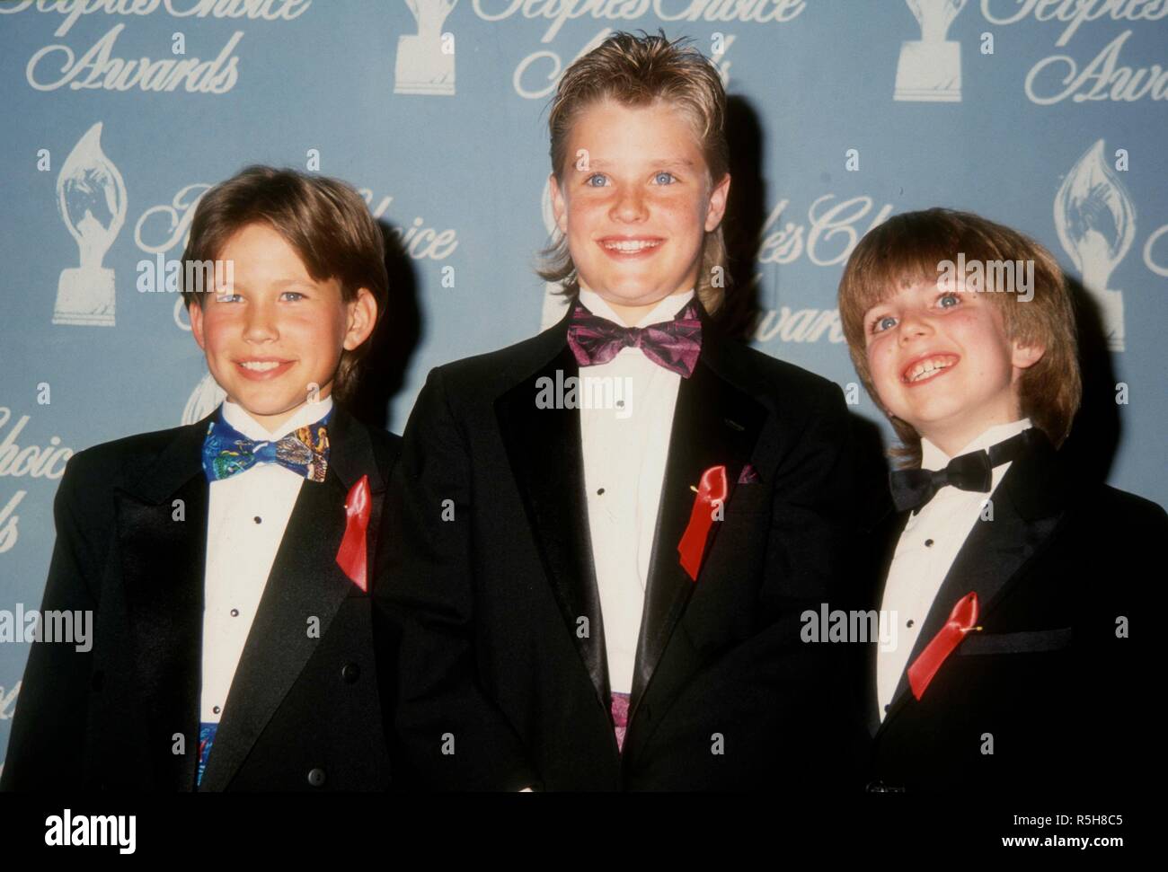 Zachery Ty Bryan Mit Jonathan Taylor Und Taran Noah Smith 1992 L4336 Kredit Bild C Michael Ferguson Globe Photos Zumapress Com Stockfotografie Alamy