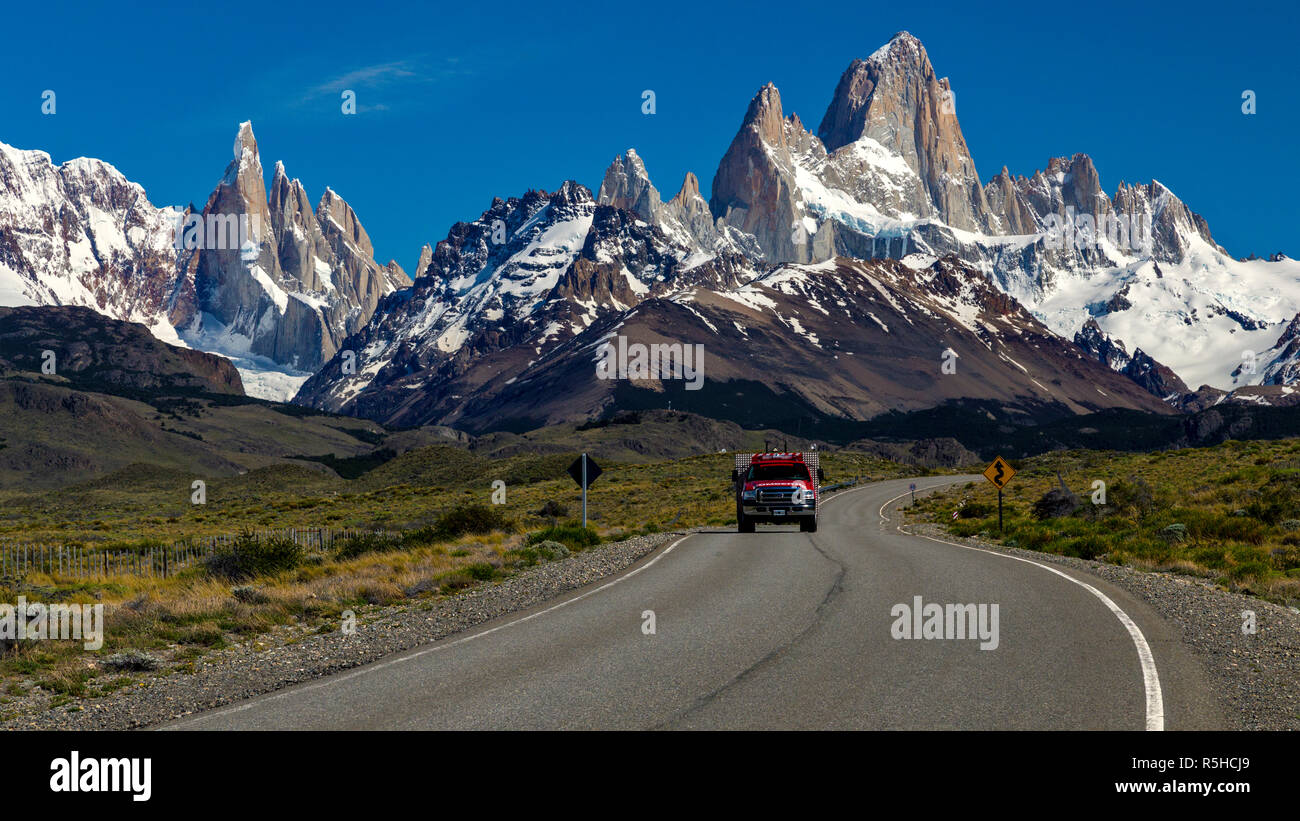 Mt. Fitz Roy (El Chalten) bei Sonnenaufgang. El Chaltén, Santa Cruz, Argentinien. Stockfoto