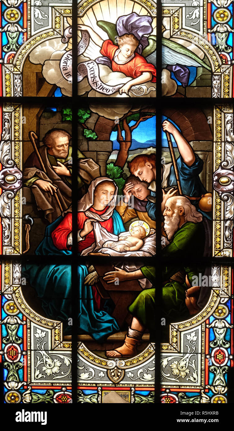 Krippe, Glasfenster in der Evangelischen Kirche St. Nikolaus, Aalen, Deutschland Stockfoto