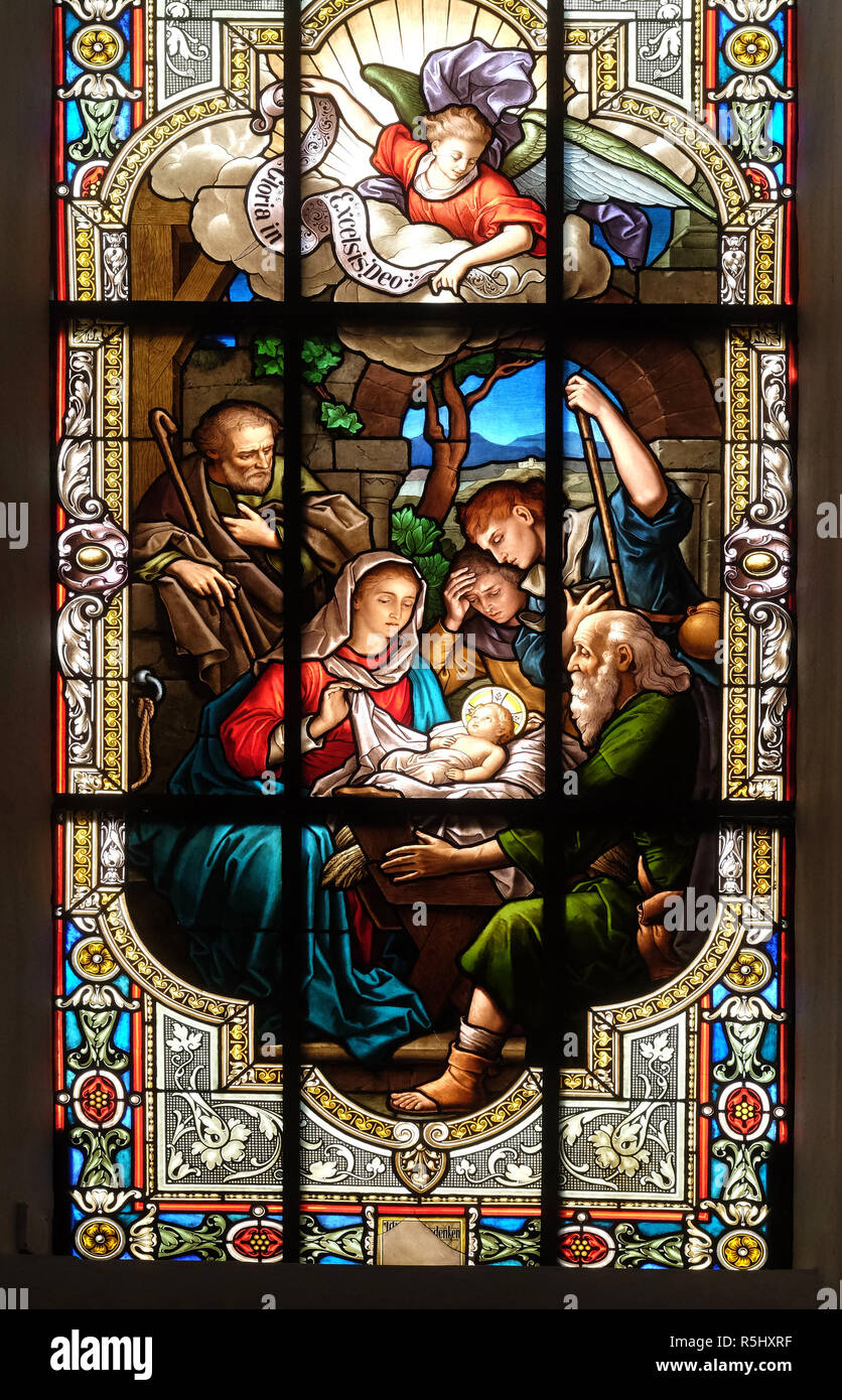 Krippe, Glasfenster in der Evangelischen Kirche St. Nikolaus, Aalen, Deutschland Stockfoto