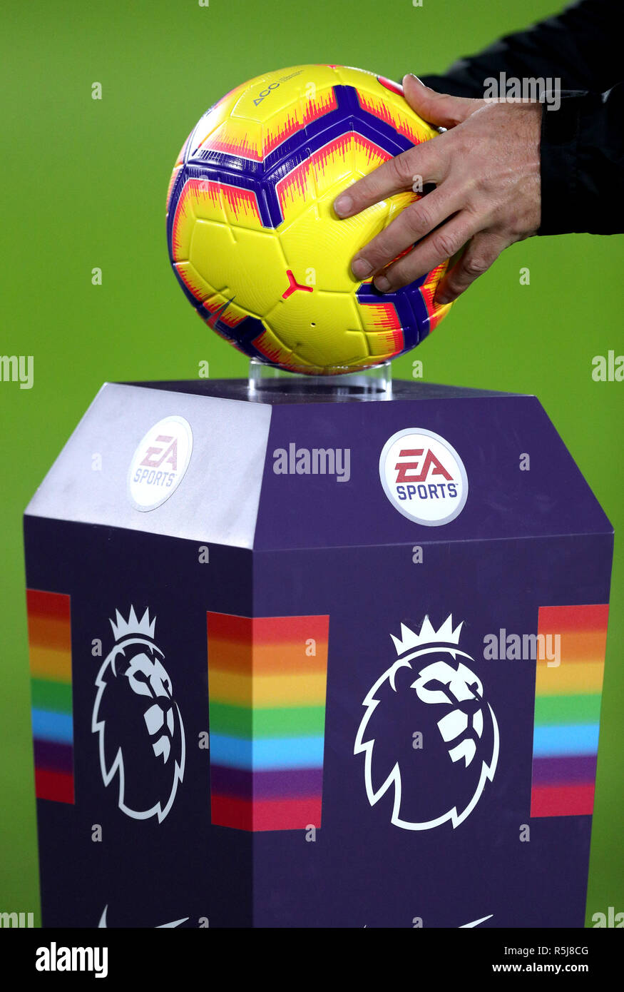 premier league spielball