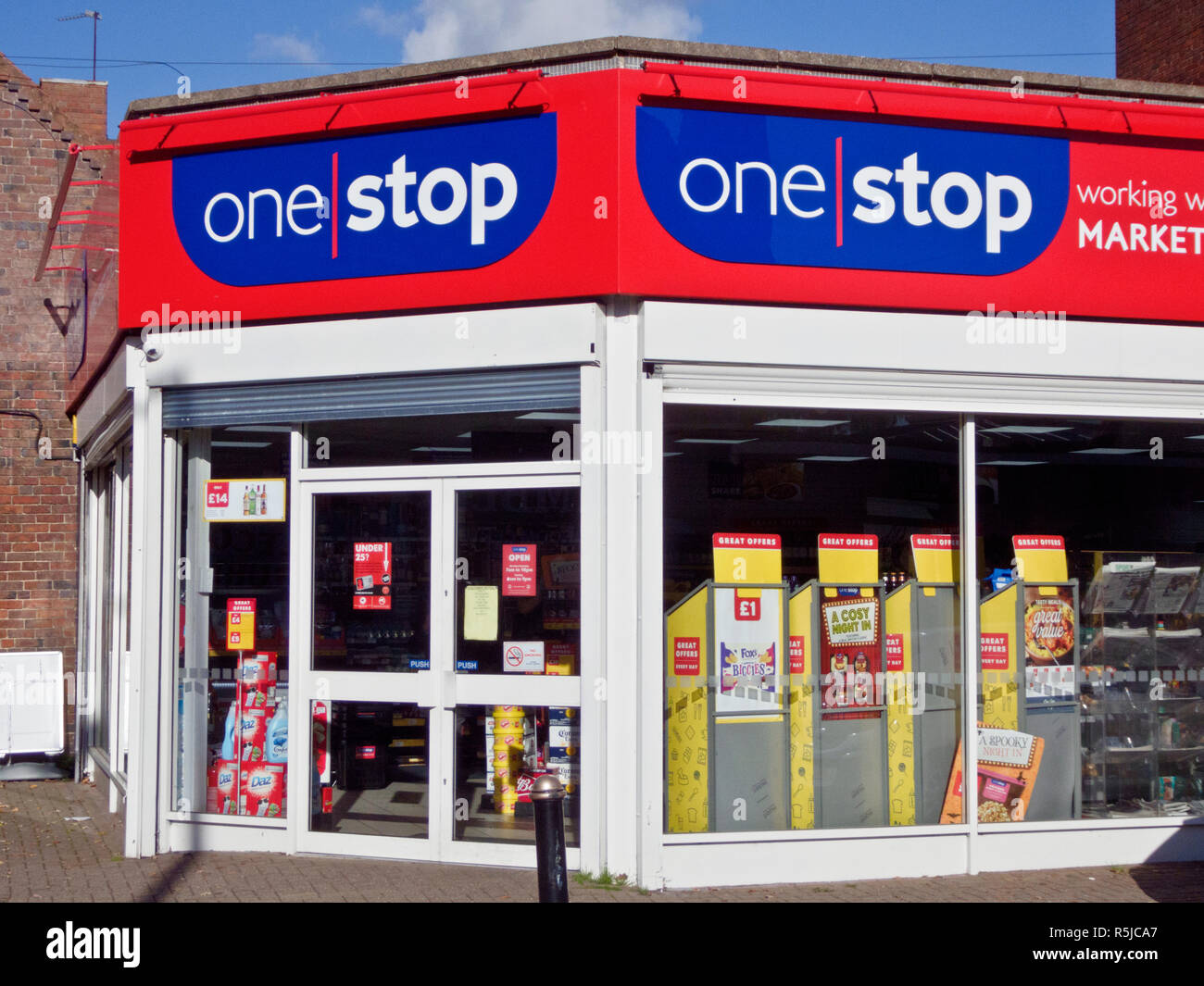 One Stop Shop Convenience Store, Großbritannien Stockfoto