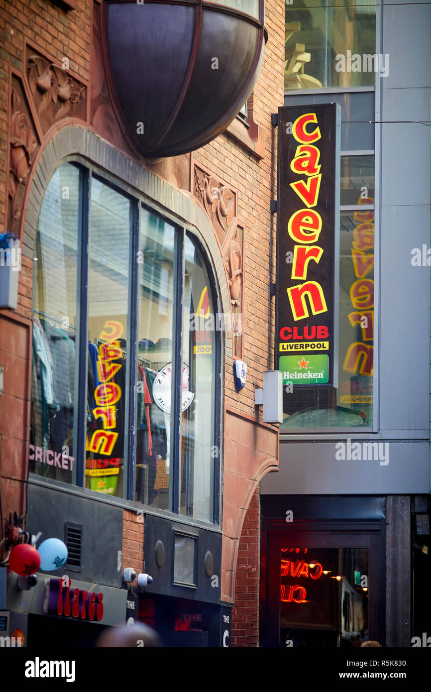 Das Stadtzentrum von Liverpool Mathews Street Cavern Club äußeres Zeichen Stockfoto