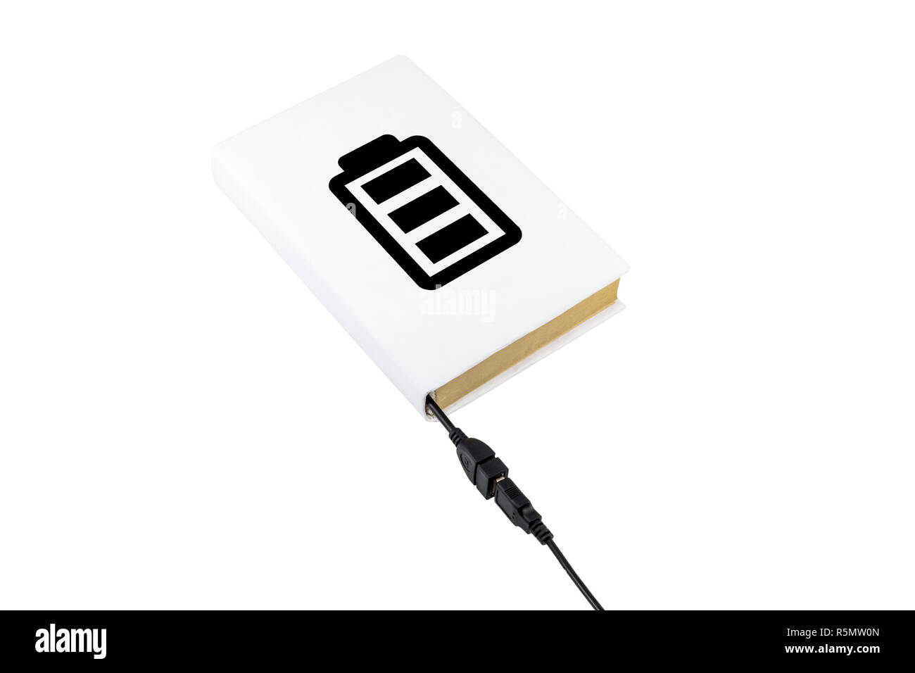 Buch mit Batterie Symbol mit einem USB-Kabel angeschlossen ist Stockfoto