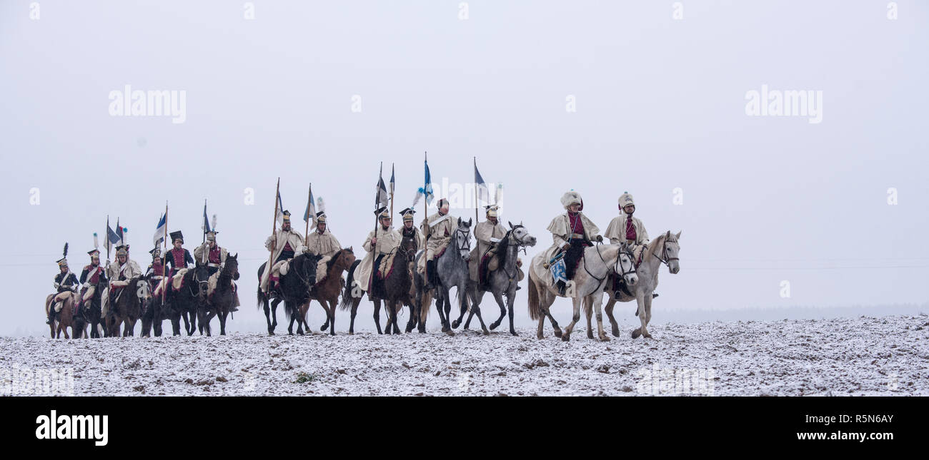 Truppen marschieren zum Schlachtfeld für Re-enactment Beresina 1812 Stockfoto