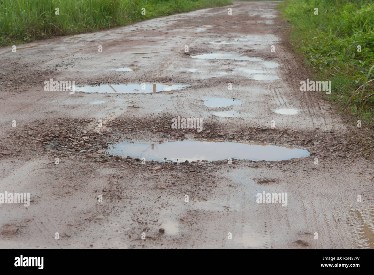 Grober Kies Straße Stockfoto