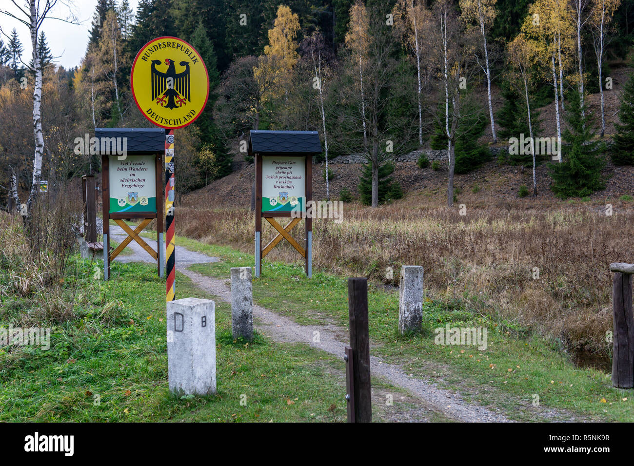 Deutsche grüne Grenze in die Tschechische Republik Stockfoto