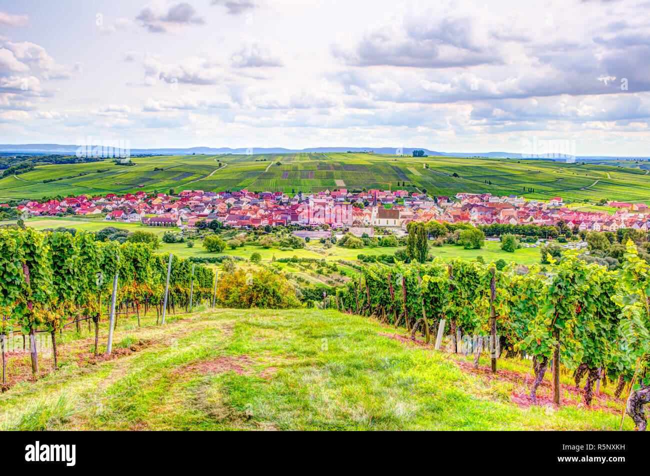 Dorf von Nordheim In einem Weinanbaugebiet in Franken Stockfoto