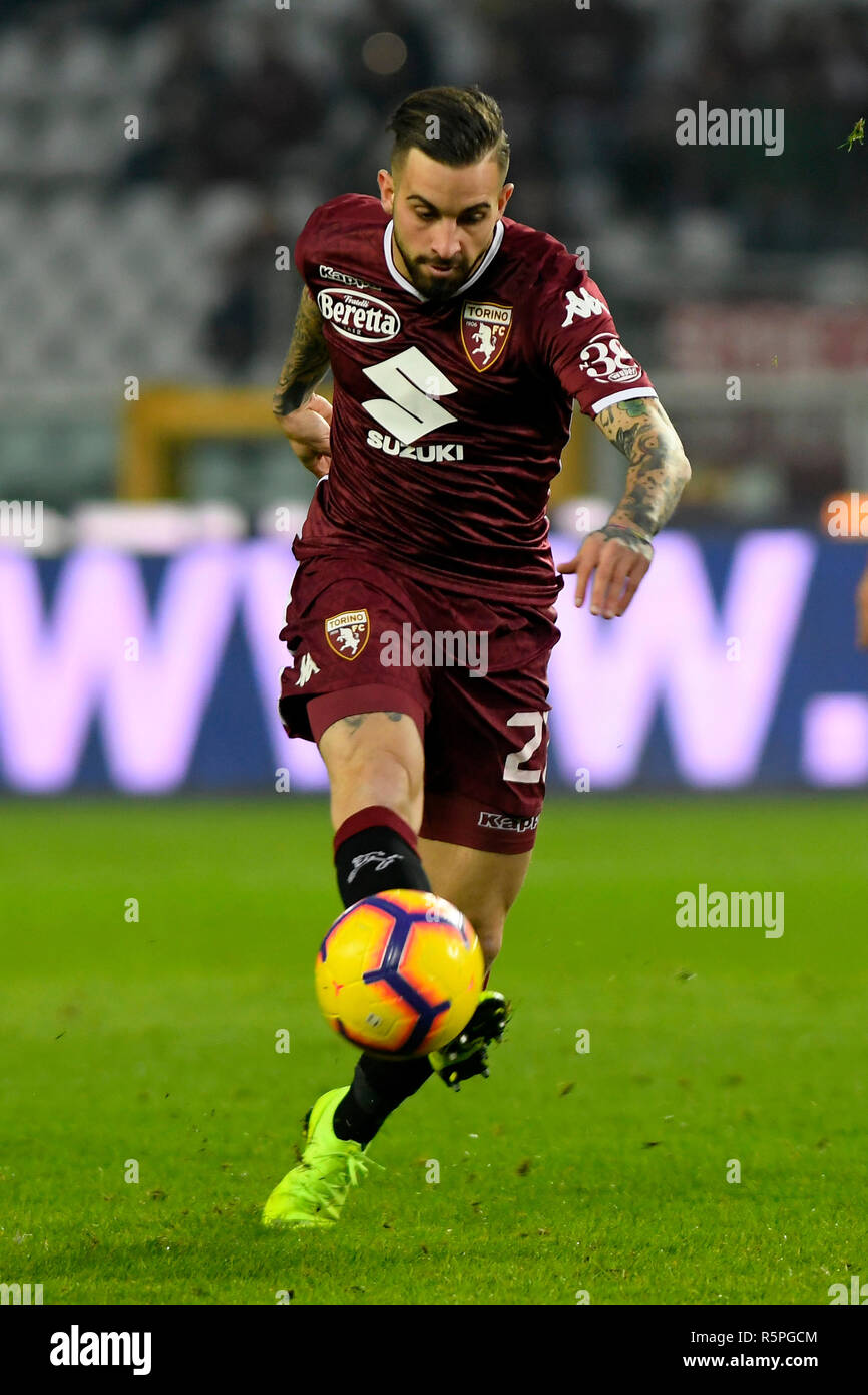 Turin, Italien. 2. Dez 2018. Ein Fußball-Serie, Turin, Genua; Vittorio Parigini von Torino FC hat einen Schuß am Ziel Credit: Aktion Plus Sport Bilder/Alamy Live News Credit: Aktion Plus Sport Bilder/Alamy leben Nachrichten Stockfoto