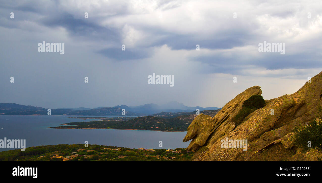 Regenwetter in Capo d'Orso (Sardinien) Stockfoto