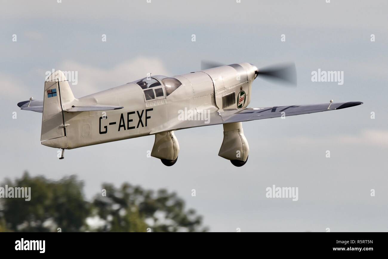 Percival Mew Gull an Shuttleworth Renntag Airshow am 7. Oktober 2018 Stockfoto