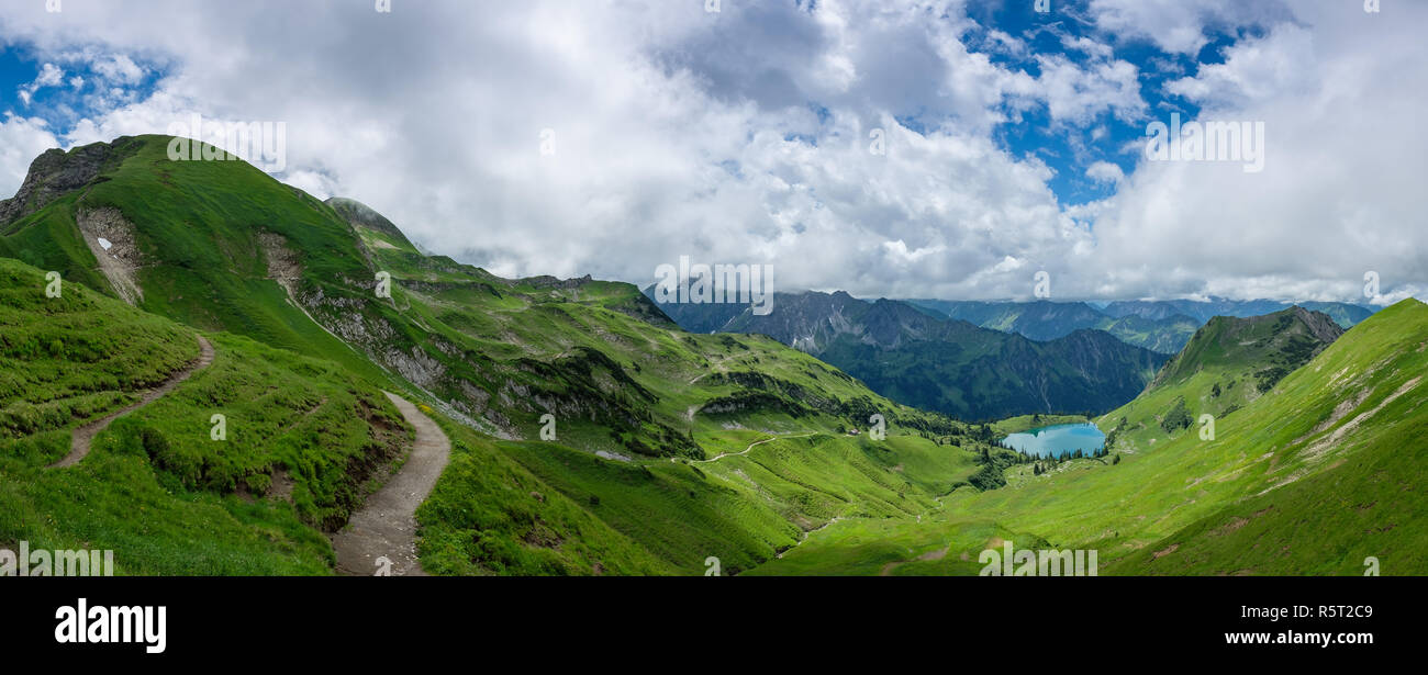 Postkarte seealpsee im Allgäu als Panorama Stockfoto