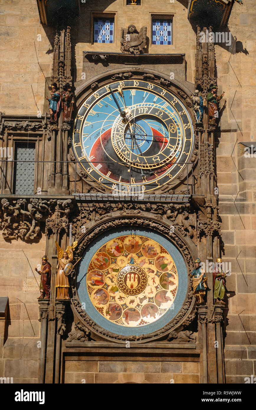 Nahaufnahme der Astronomischen Uhr, Prag, Tschechische Republik Stockfoto