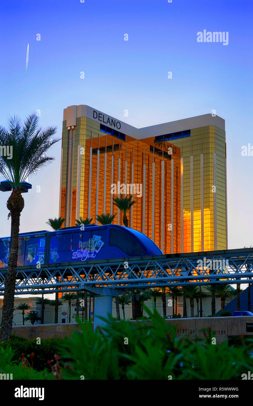 Das Delano Hotel und Shuttleservice auf dem Strip in Las Vegas, Nevada Stockfoto