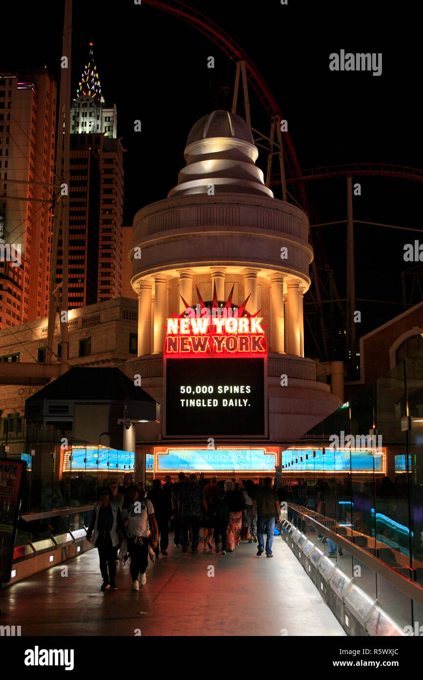 Die Lichter von New York New York in der Nacht in Las Vegas, Nevada Stockfoto