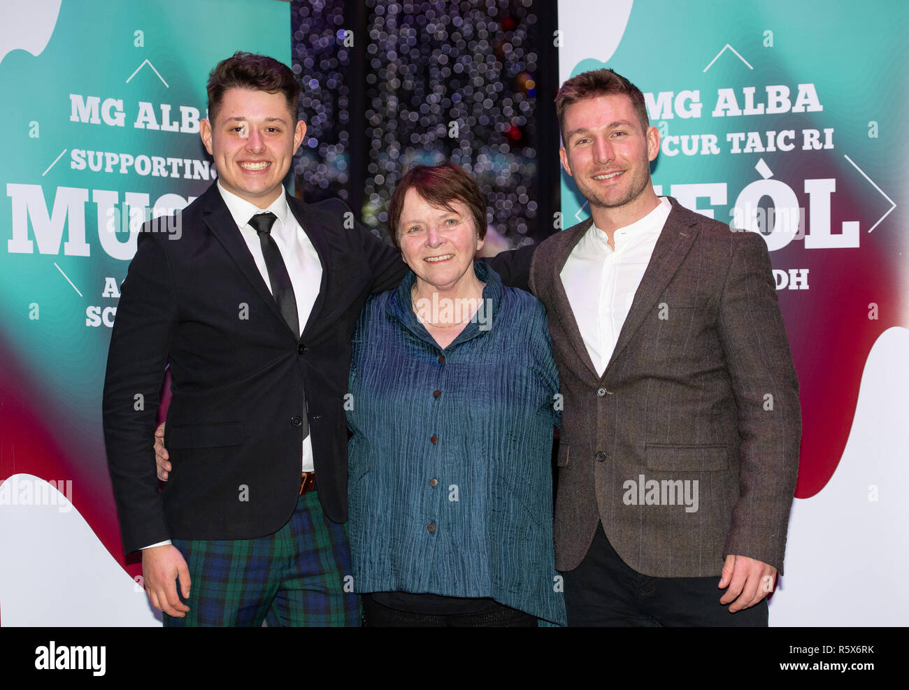 Hände hoch für herkömmliche feiert Schottlands lebendige traditionelle Musik Szene am MG Alba schottische Traditionelle Musik Awards 2018 in Perth Concert Hall Pi Stockfoto