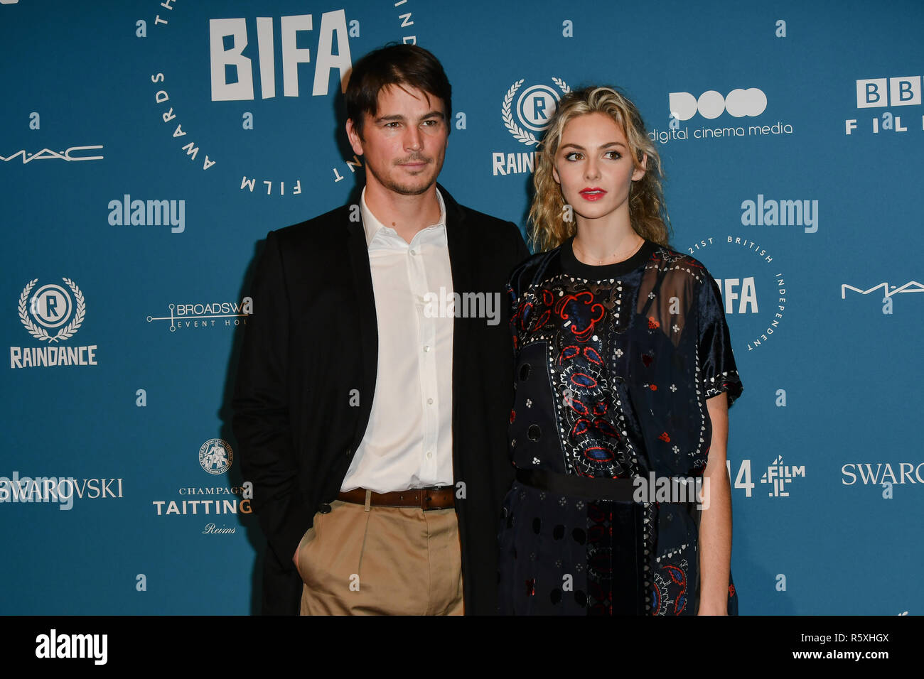 London, Großbritannien. 2. Dez 2018. Tamsin Egerton und Josh Hartnett Arrivers am 21. British Independent Film Awards am 1 Old Billingsgate am 21. Dezember 2018, London, UK. Bild Capital/Alamy leben Nachrichten Stockfoto