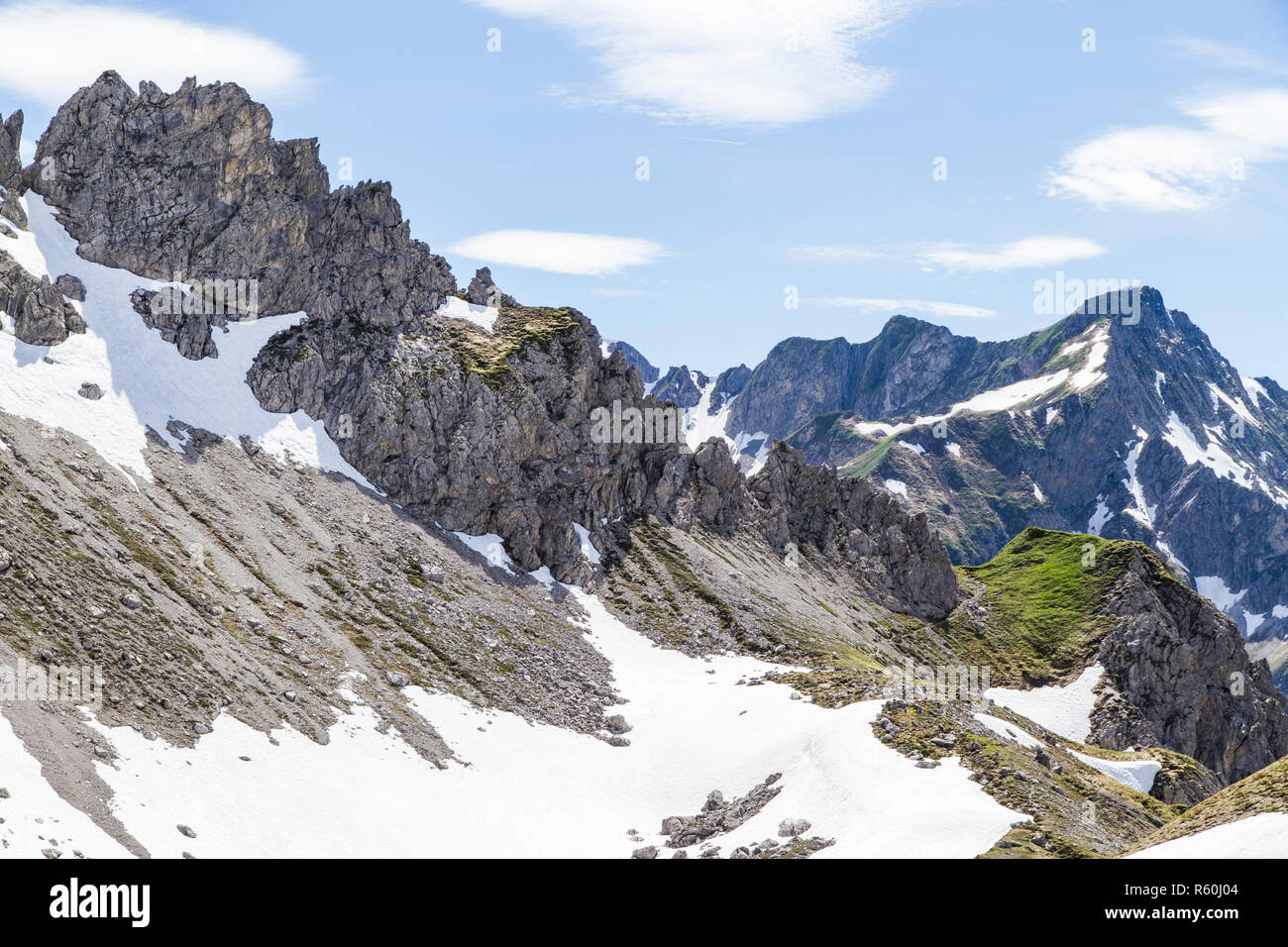 Spektakuläre Aussicht auf die Allgäuer Alpen in der Nähe von Österreich, Bayern, Deutschland. Stockfoto