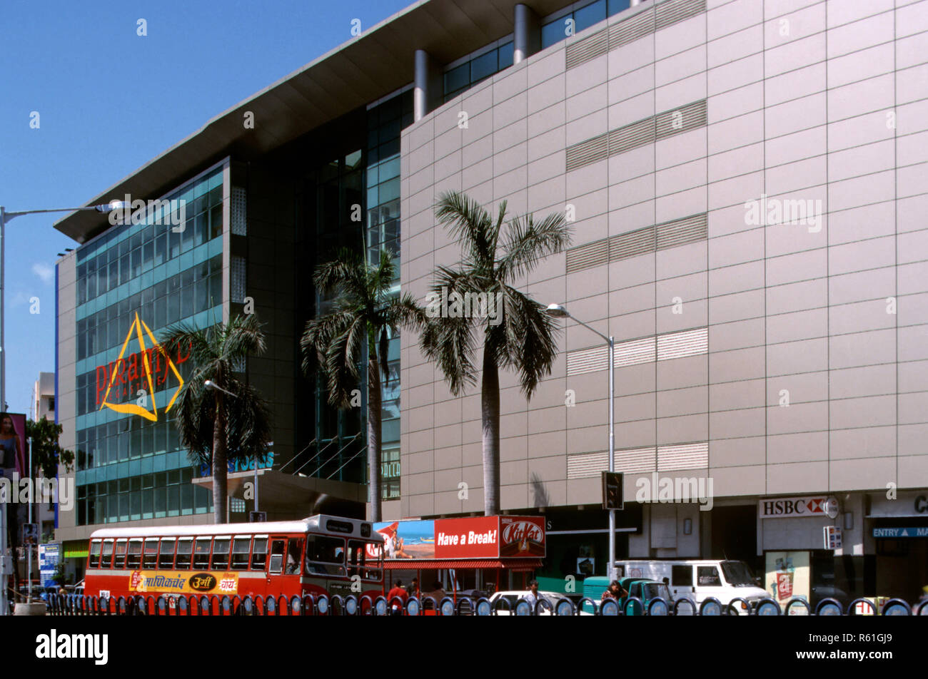 Cross Road Shopping Centre, Mumbai, Maharashtra, Indien Stockfoto