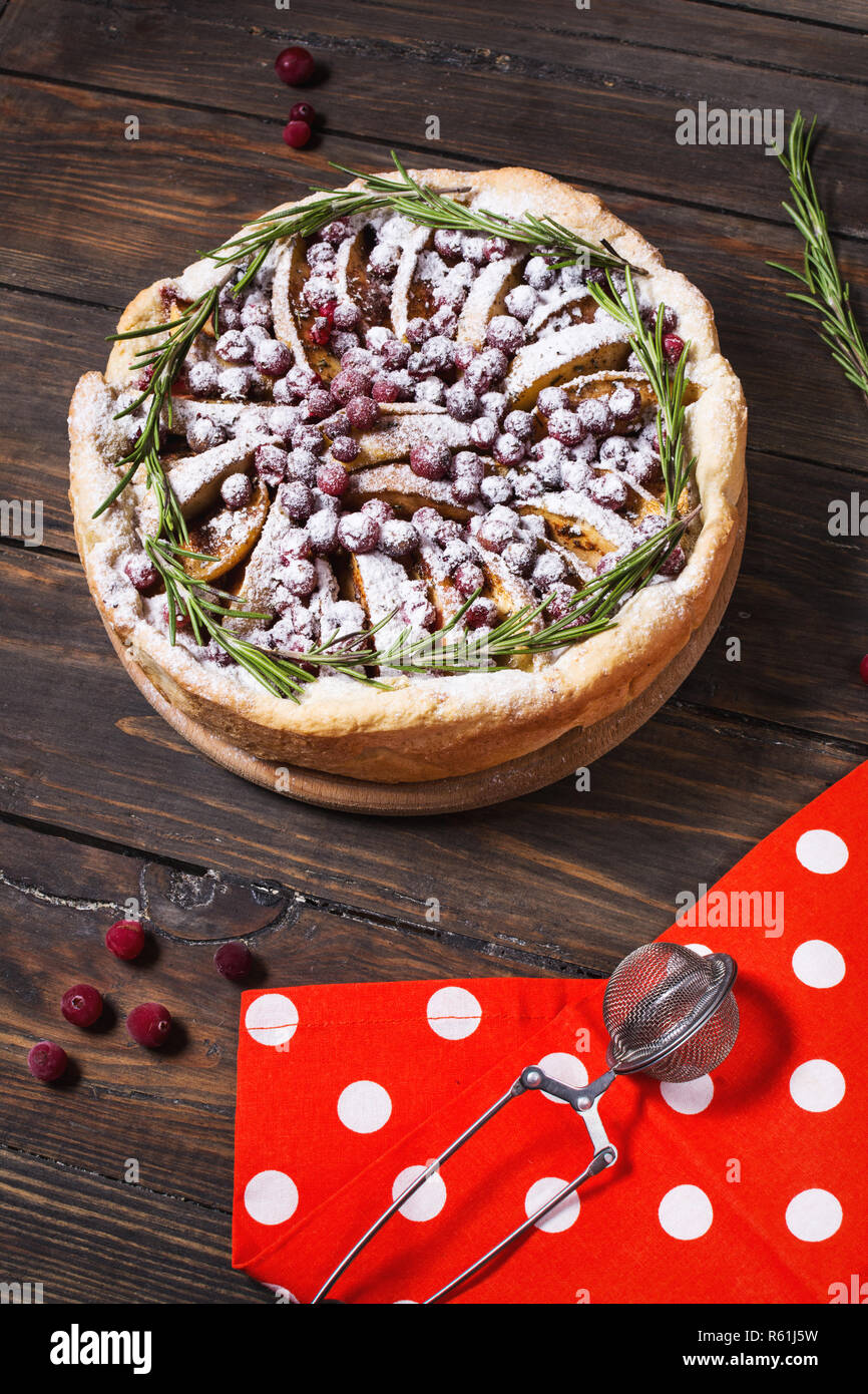 Cranberry Apfel Gitterkuchen Stockfotos Cranberry Apfel