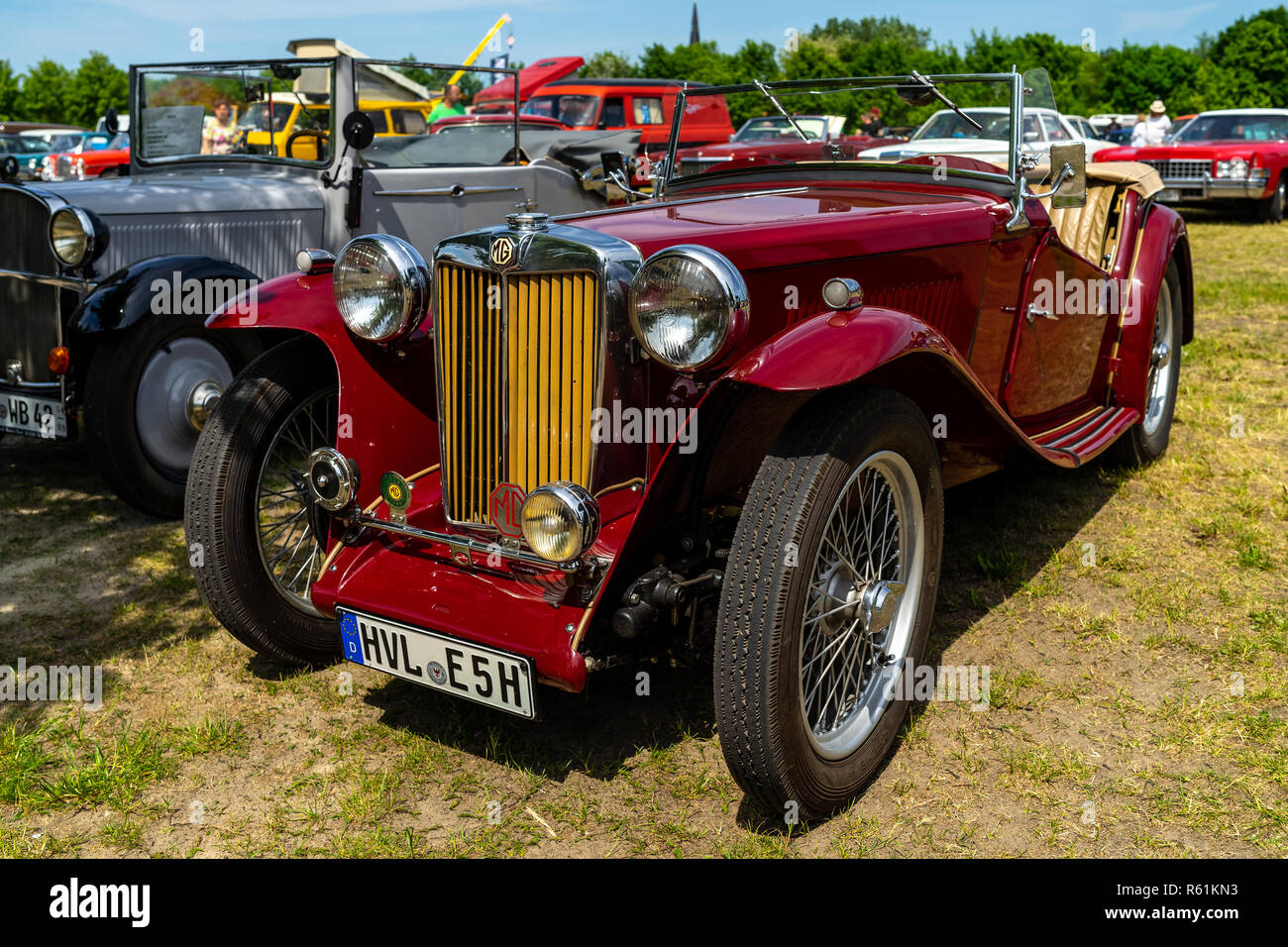 PAAREN IM GLIEN, Deutschland - 19. MAI 2018: Sportwagen MG TC Midget. Oldtimer-show 2018 sterben. Stockfoto