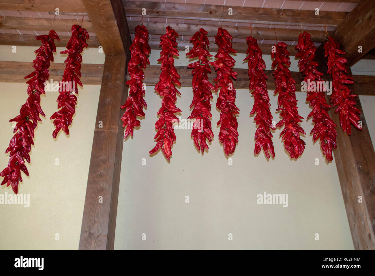 Typische getrocknete Paprika der Region Basilikata, so Peperoni cruschi ...