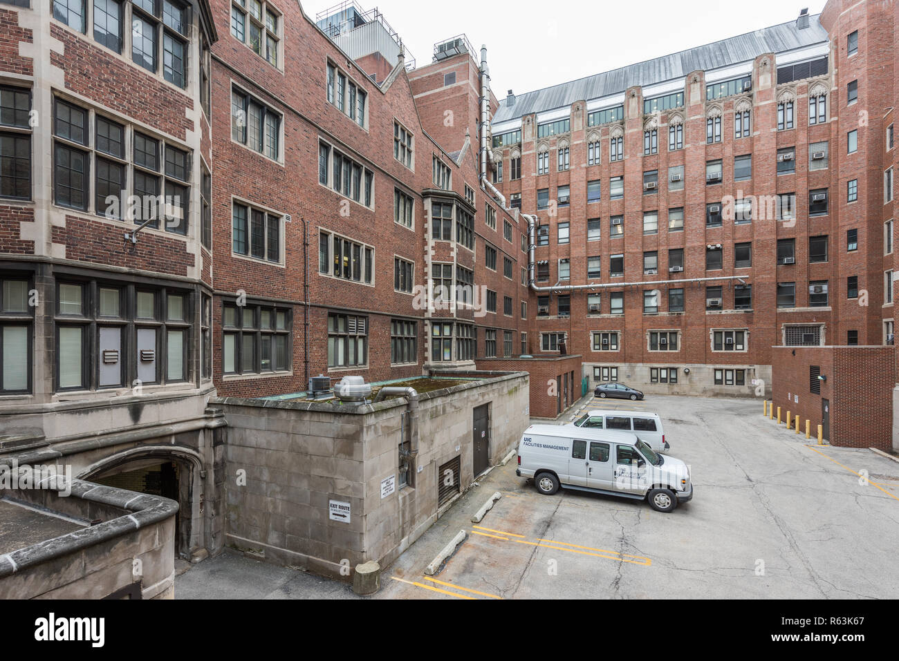 Die Außenseite des Gebäudes auf der Universität von Illinois Chicago Medical Campus Stockfoto