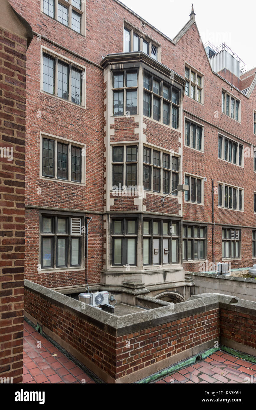 Die Außenseite des Gebäudes auf der Universität von Illinois Chicago Medical Campus Stockfoto