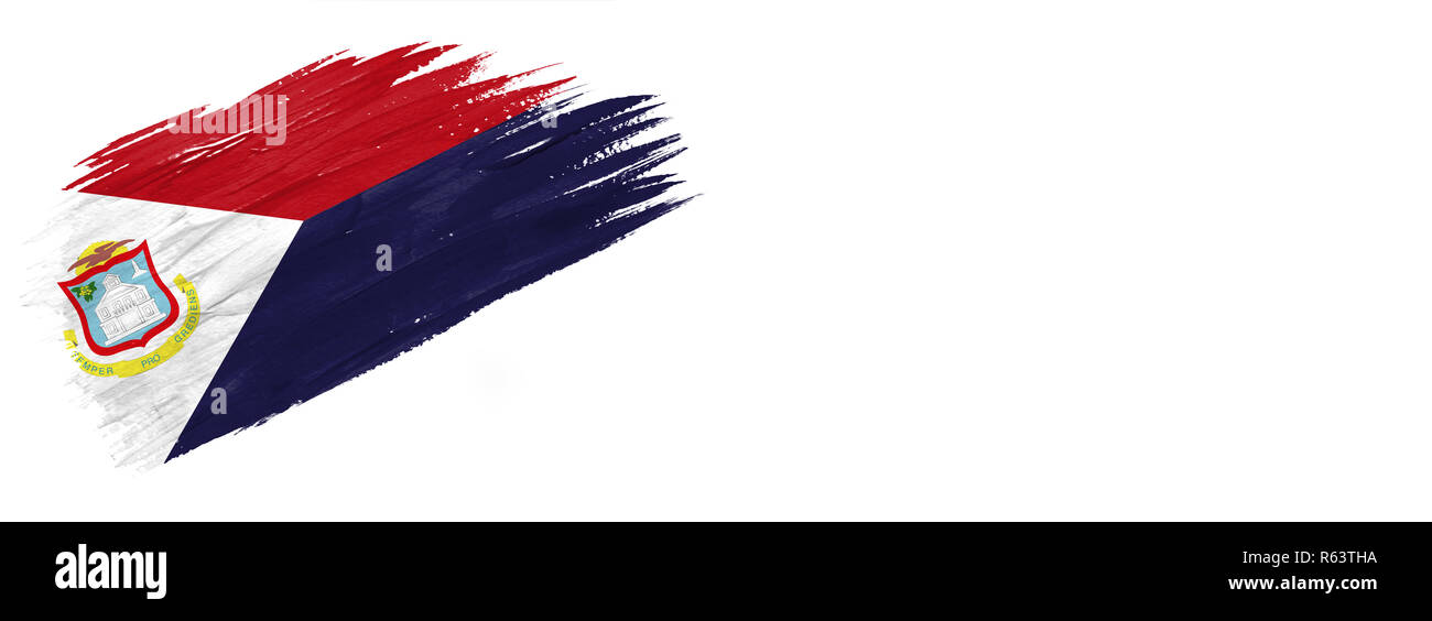Pinsel gemalt. Handgezeichneten stil Flagge von Saint Martin isoliert auf weißem Hintergrund mit Platz für Text. Stockfoto