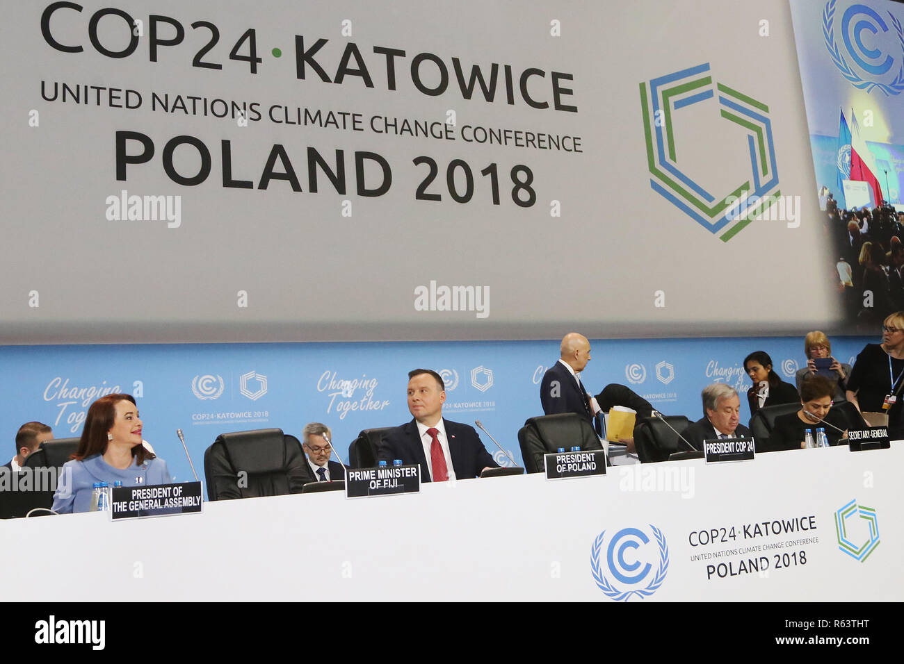 Andrzej Duda (Mitte), Präsident von Polen, und Maria Fernanda Espinosa Garces (links), Präsident der Generalversammlung der Vereinten Nationen, sind duri gesehen Stockfoto